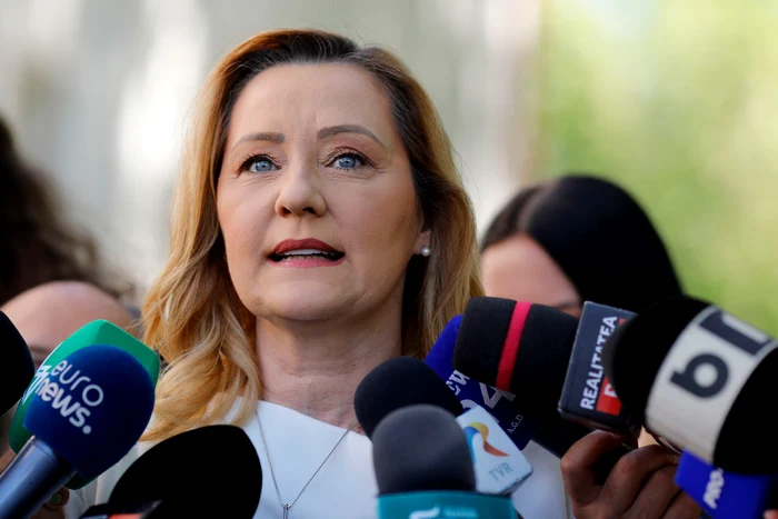 Elena Lasconi votează în București. FOTO Inquam Photos / Mălina Norocea