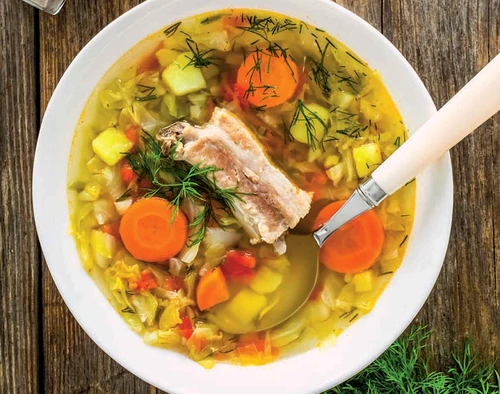 ciorba de varza murata cu coaaste de porc jpg