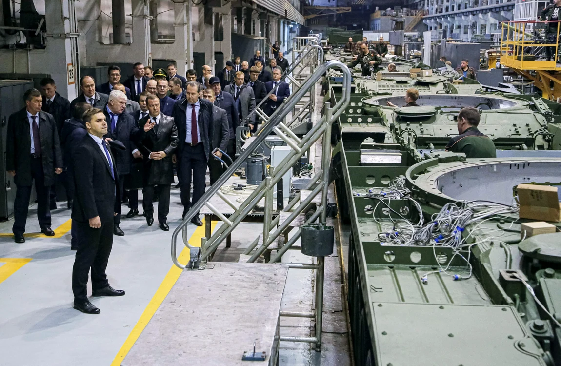 Medvedev respinge evaluarea ucraineană că Rusia rămâne fără rachete FOTO PROFIMEDIA