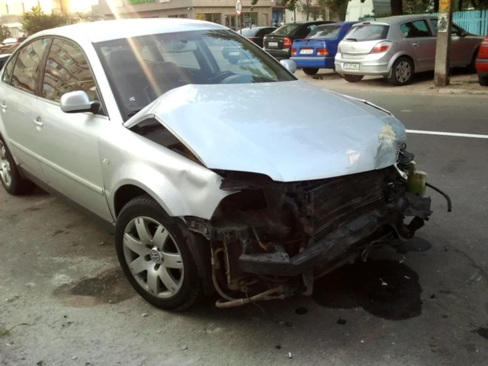 Şoferul de pe Alfa Romeo nu a respectat semnificaţia indicatorului