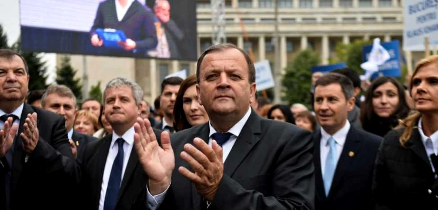 Gheorghe Flutur a fost ales preşedinte al CJ Suceava. FOTO: Mediafax