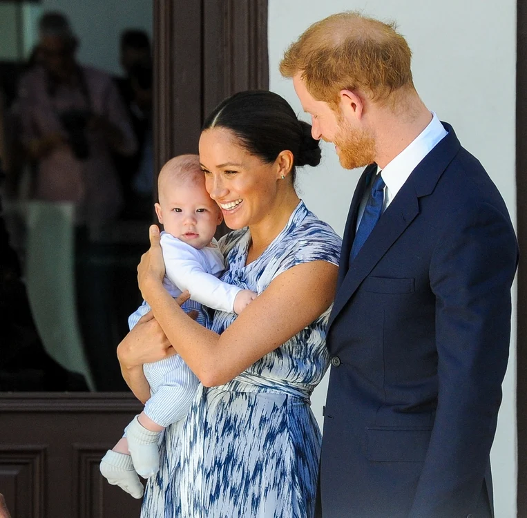 2 archie fiul lui meghan markle jpg jpeg