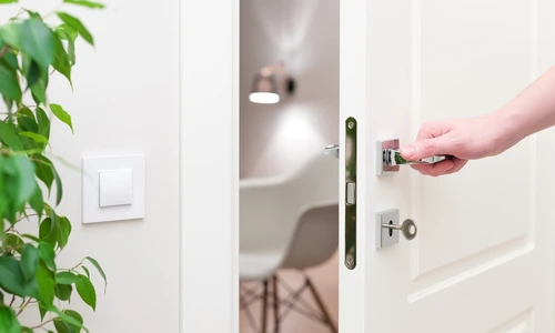 1 efectul usii jpg jpeg