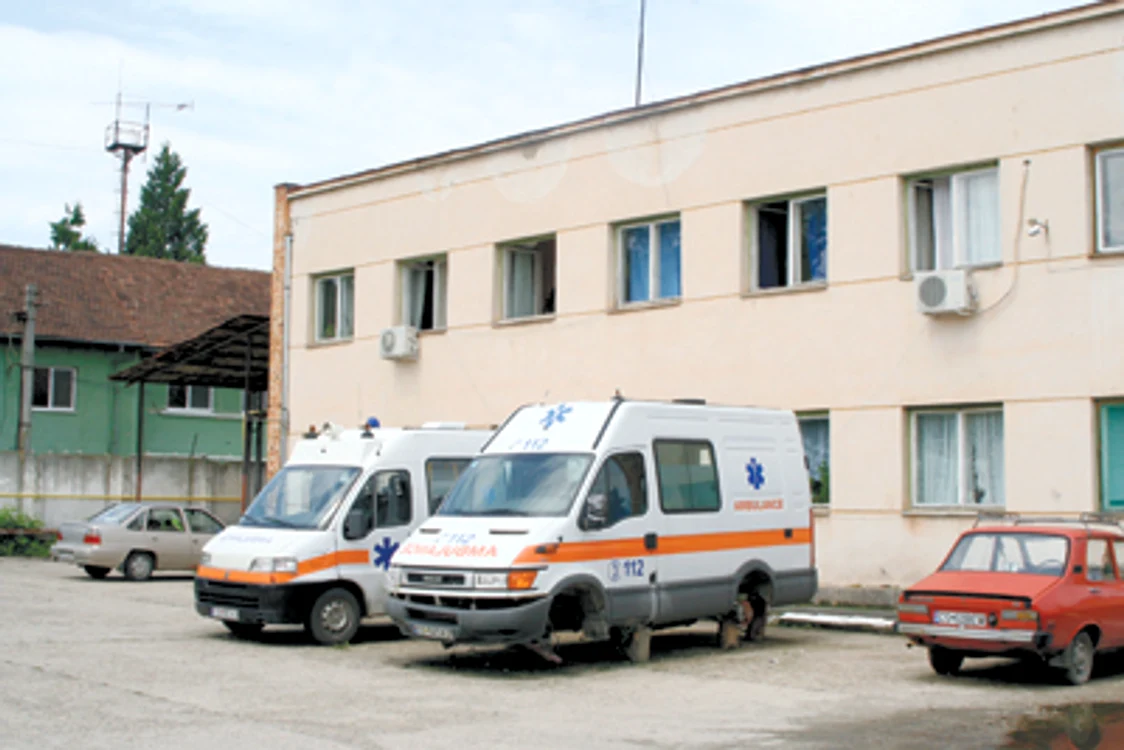 Resita: Serviciul de Ambulanţă are nevoie urgent de resuscitare