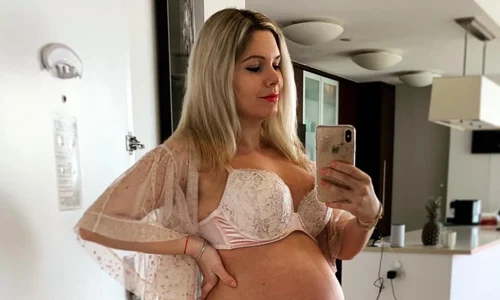 Iasmina Milutinovici, superbă în timpul sarcinii jpeg