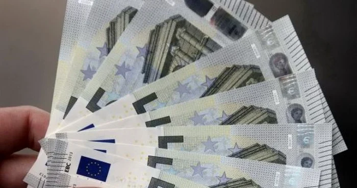 Comisia Europeană aşteaptă să primească, în zilele următoare, un proiect complet al acordului de parteneriat, ceea ce înseamnă că se va putea trece la etapa următoare a acestui proces