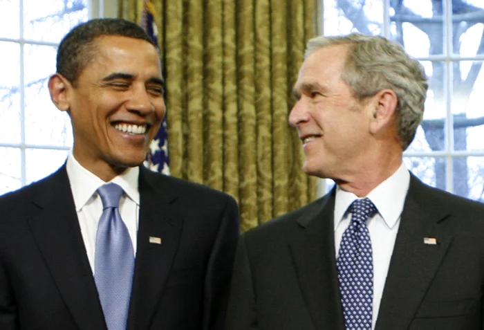 George Bush, fostul președinte al SUA și Barack Obama, actualul președinte