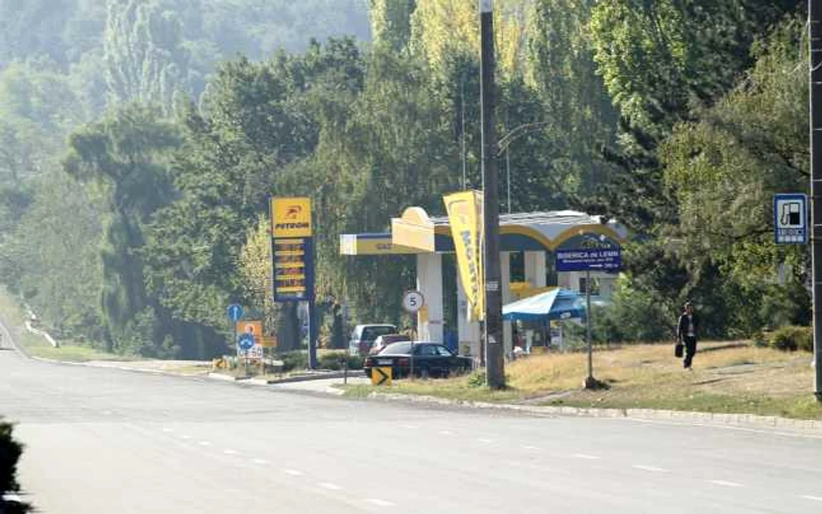 Petrom deţine una dintre cele mai mari reţele de benzinării din Republica Moldova FOTO Adevărul