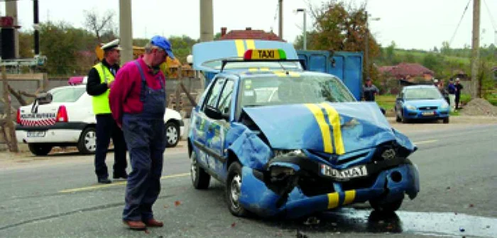 Hunedoara: Tamponarea şi împăcarea te scapă de poliţie