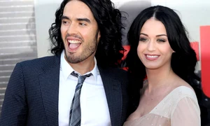 katy perry si russell gettyimages 112542998 jpeg