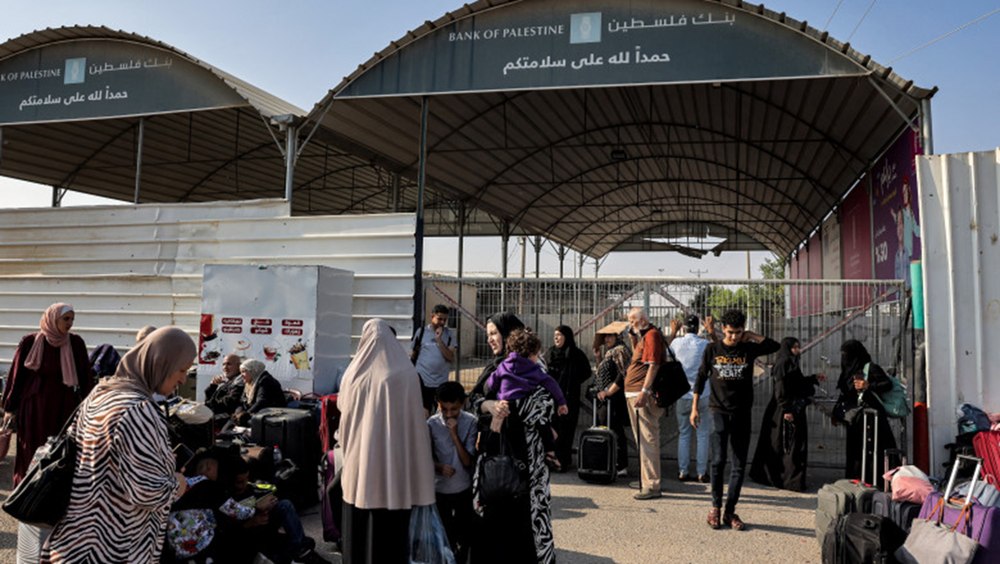 Cine sunt românii evacuați din Fâșia Gaza. Cel mai tânăr are două luni, cel mai în vârstă, aproape 80 de ani