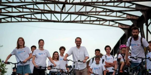 Dominic Fritz şi bicicliştii
