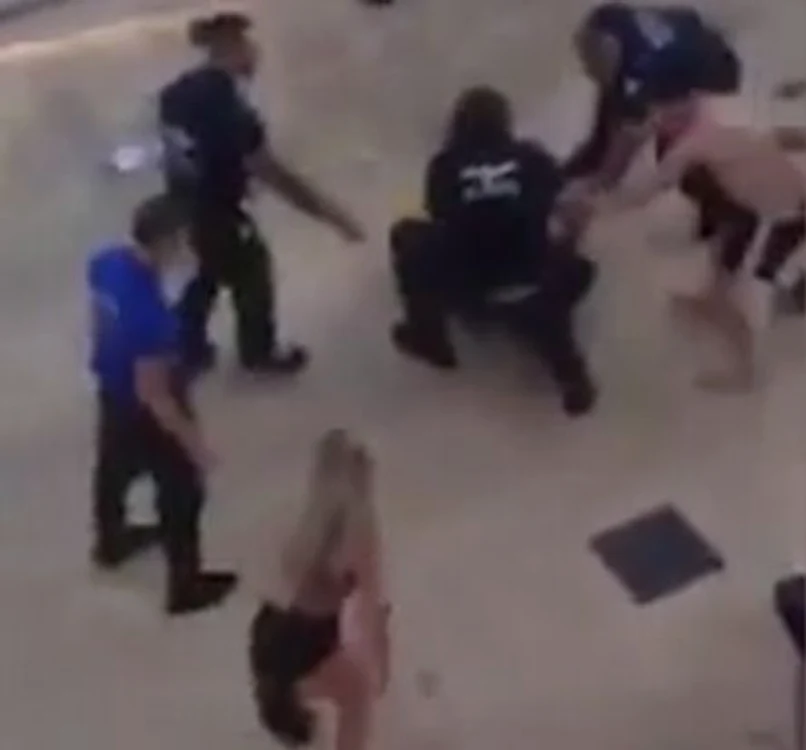 Un cuplu de britanici a fost bătut de bodyguarziFoto: captură video