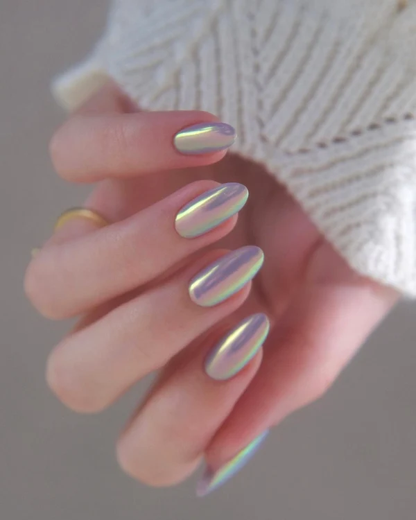 Unghii lungi și tari. Foto: arhiva.