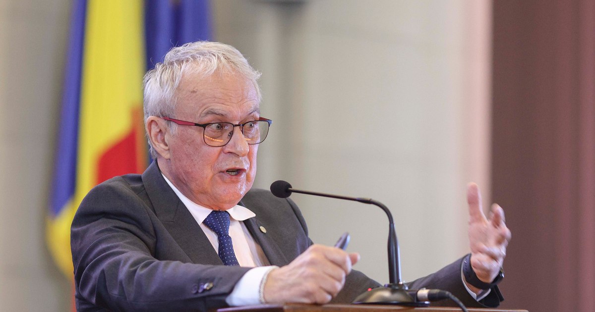 Ion Gheorghe Maurer, Mihai Roller și Matei Socor ar putea fi excluși din Academia Română. Noul președinte, Marius Andruh, deschide dosarul membrilor care au slujit comunismul