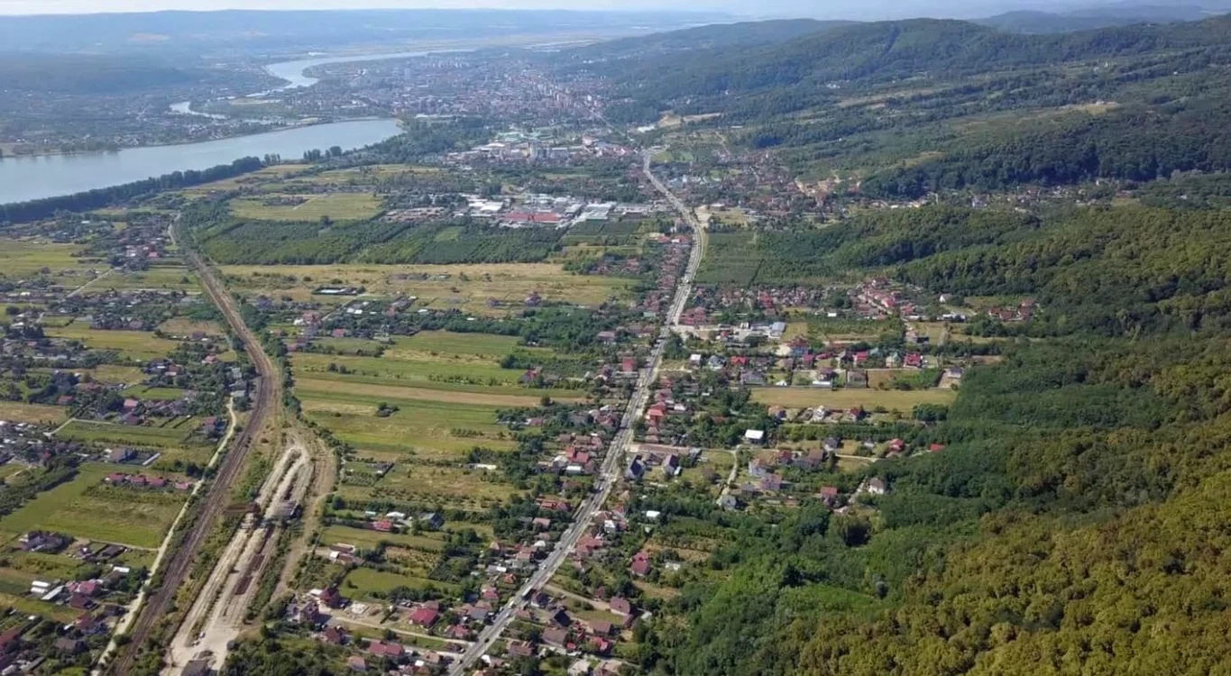 Comuna Bujoreni - Vâlcea situată de-a lungul DN7 între Râmnicu Vâlcea şi Călimăneşti Foto Primăria Bujoreni