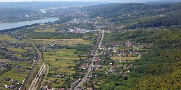 Comuna Bujoreni - Vâlcea situată de-a lungul DN7 între Râmnicu Vâlcea şi Călimăneşti Foto Primăria Bujoreni