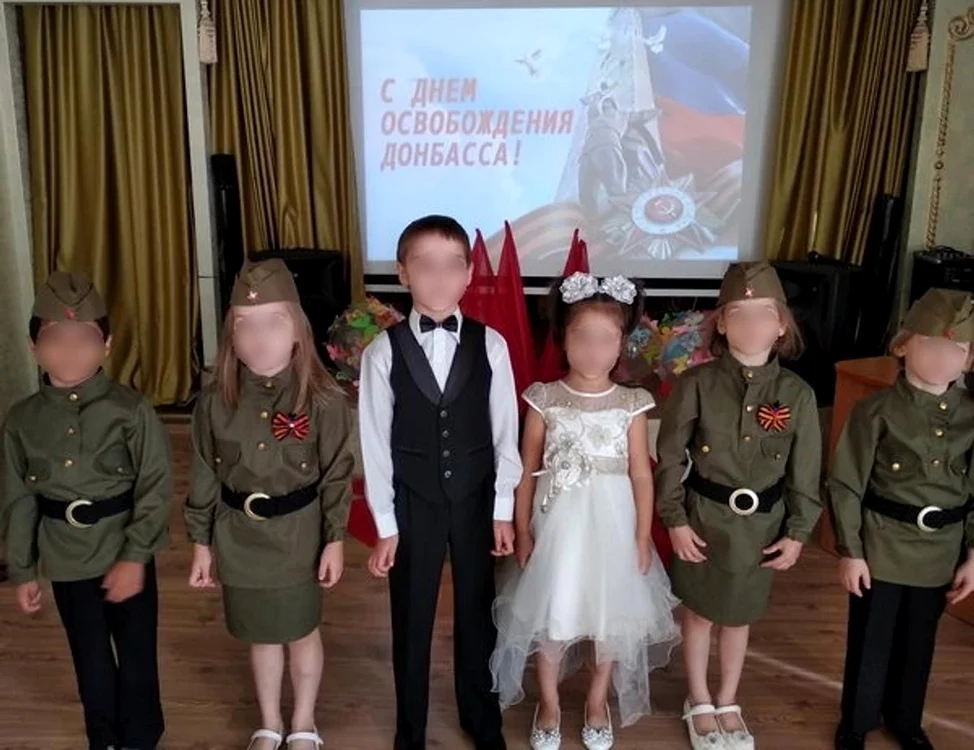 Copiii de la „Teremok” la „Ziua eliberării Donbasului”.FOTO;pravda.ua