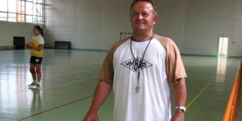 Bistriţa: Iuliu Crăciun crede că handbalul este atletism cu mingea
