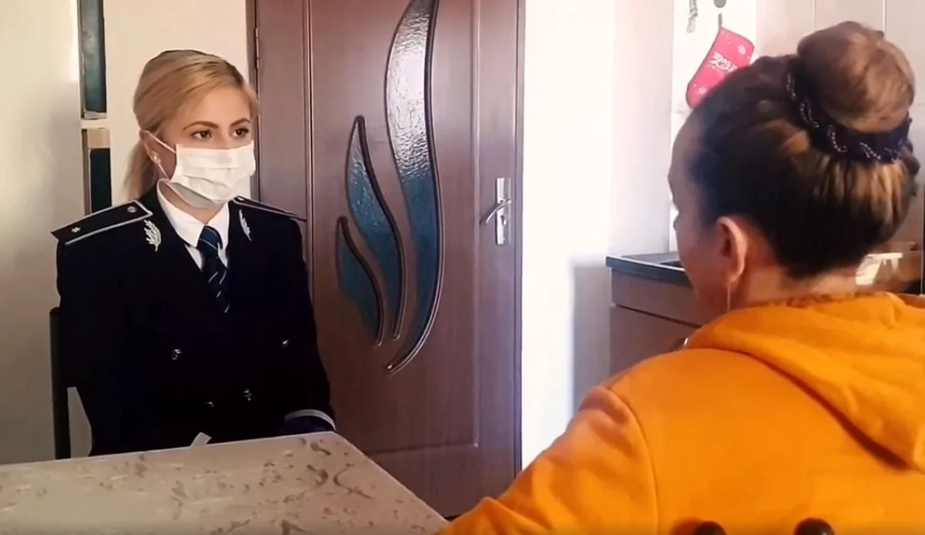 
    Una dintre persoanele pe care suspecții au vrut să o înșele a depus mărturieFoto: antena3.ro  