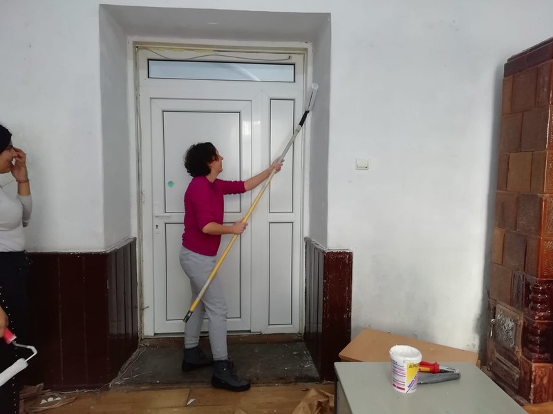 Revolta unei profesoare din Cluj: „Eu mi-am amenajat sala de clasă pe banii mei! Unde ați mai văzut atâta ură împotriva profesorilor?“