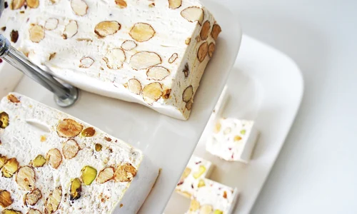 nougat 1206707 1280 jpg