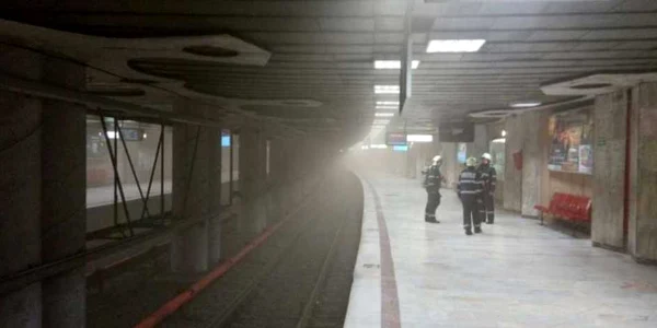 pompieri fum metrou foto isu bucuresti
