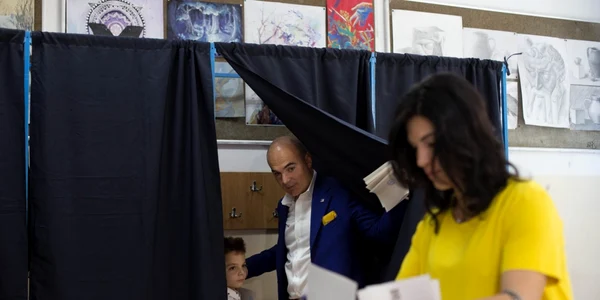 Rareş Bogdan vot votare europarlamentare 2019 FOTO Inquam Photos Alexandra Pandrea