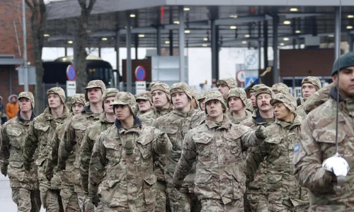 Militari britanici desfasurati in cadrul NATO FOTO EPA-EFE