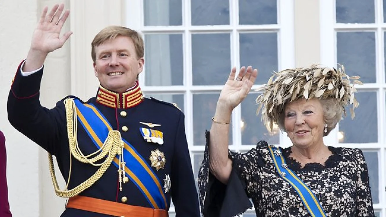 Prinţul Willeam Alexander va fi încoronat rege în locul mamei sale, regina Beatrix care va abdica, la 30 aprilie