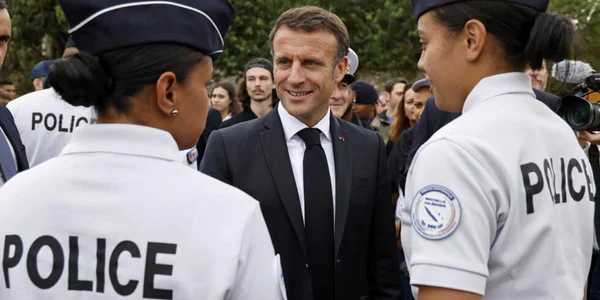Macron jpg
