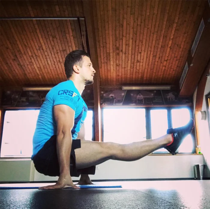 Florin iubește sportul de când avea doar 4 anișori. A câștigat numeroase titluri de campion în gimnastică artistică și este instructor de sport de mai bine de zece ani