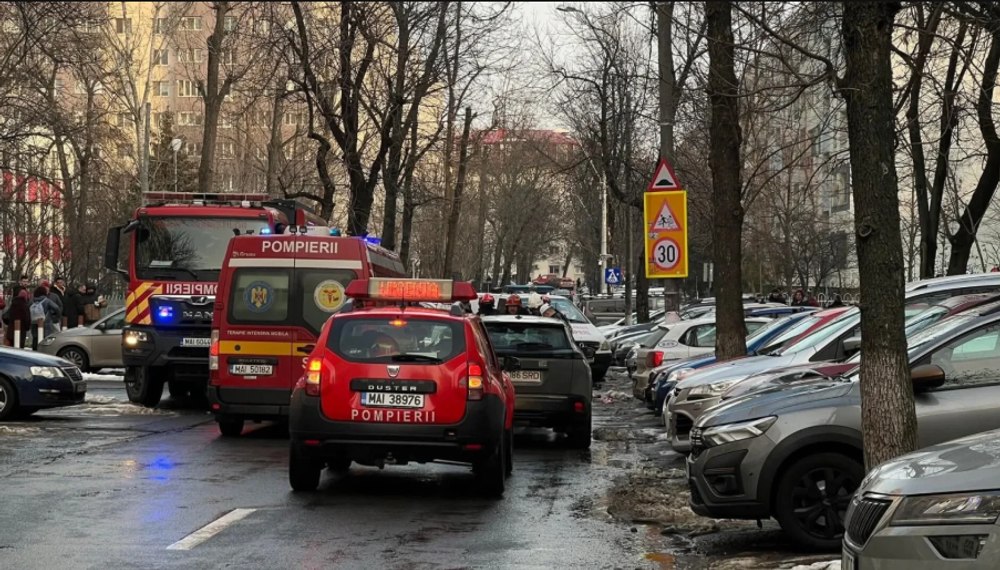 Fetiță de 5 ani, lovită mortal de o mașină în Sectorul 3. Bunica acesteia a fost rănită