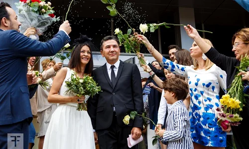 Vedeta tv şi medicul estetician au o relaţie de trei ani jpeg