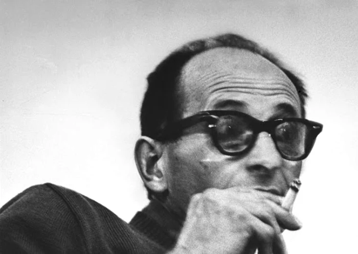 rare photos of adolf eichmann awaits trial in israel 1961 1 jpg jpeg