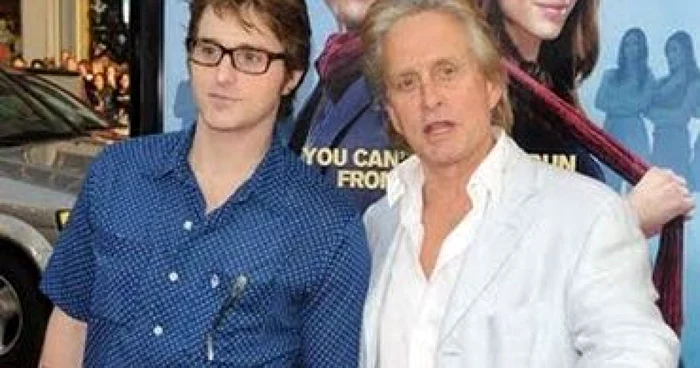 Michael Douglas: Familia este foarte dezamăgită de comportamentul lui Cameron