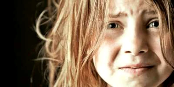 Numărul minorilor neglijaţi, bătuţi sau trimişi la cerşit a crescut cu aproape 75% în 2009 faţă de anul 2008
