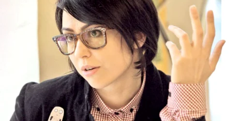 Alexandrina Hristov,  cântăreaţă şi pictoriţă  