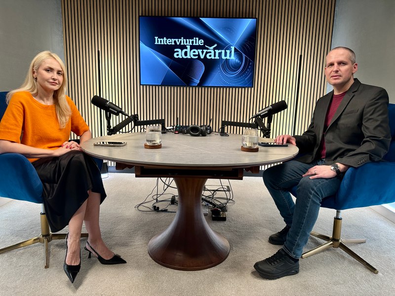 Avertismentul unui celebru economist pentru 2027: de ce nu mai este suficient un loc de muncă sigur și cum trebuie pregătit un plan B