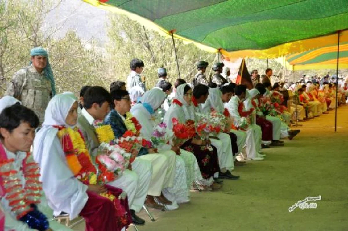 La nunta tradiţională afgană participă şi cinci mii de oameni