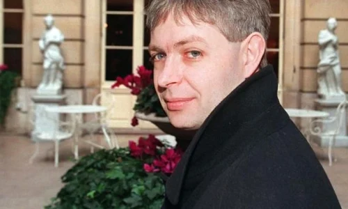 Jonathan Coe, scriitor: „Încrederea în orice forţă politică a scăzut dramatic peste tot în lume“ jpeg