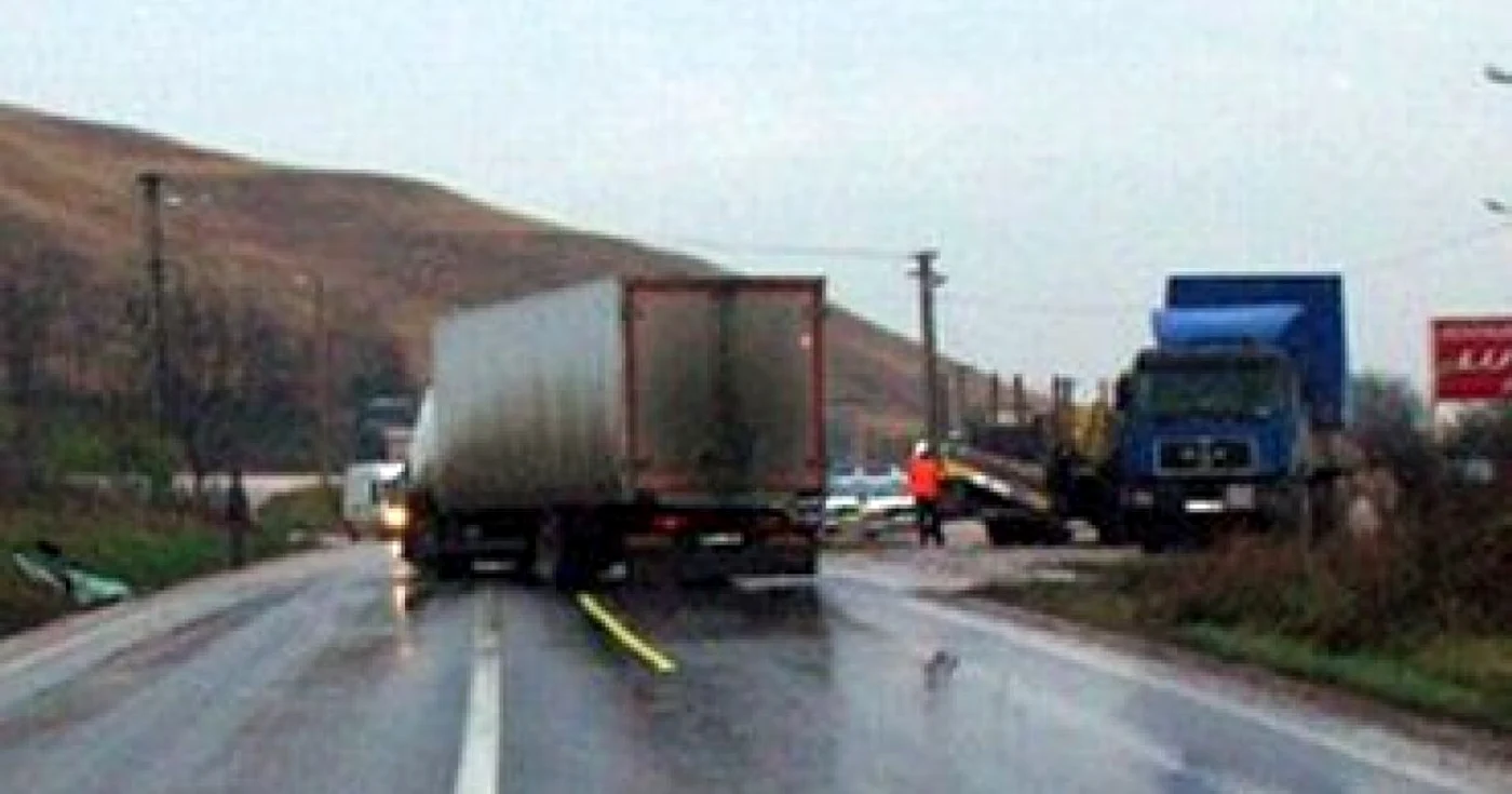 Alba Iulia: Şofer de tir mort nevinovat într-un accident pe DN1