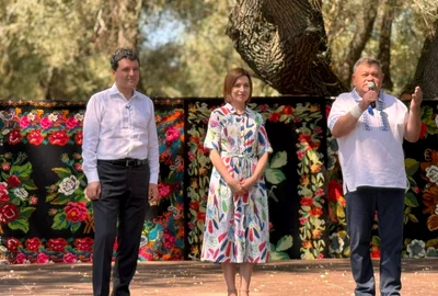 Maia Sandu Nicusor Dan Festivalul Zemii FOTO Facebook jpeg
