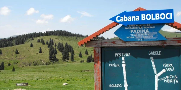 Marcajele turistice vor fi refăcute în totalitate