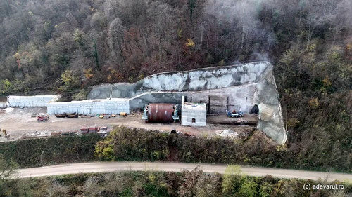 Tunelurile feroviare de pe Valea Mureșului  Foto Daniel Guță ADEVĂRUL (12) JPG