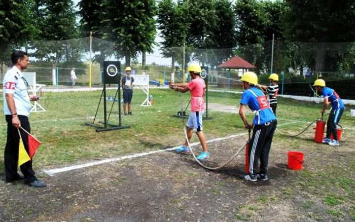 Elevii vor susţine trei probe în concurs FOTO ISU Călăraşi