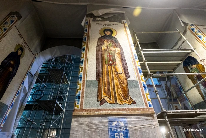 Pictură în Catdrala Națională