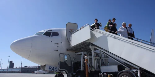 Vom zbura mai ieftin