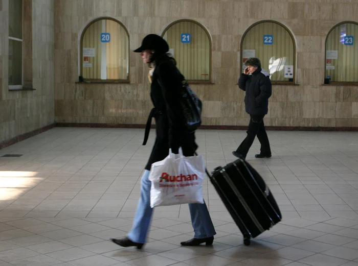 În gara de Nord din Capitală, bagajele pierdute sunt rareori recuperate de la biroul de obiecte pierdute