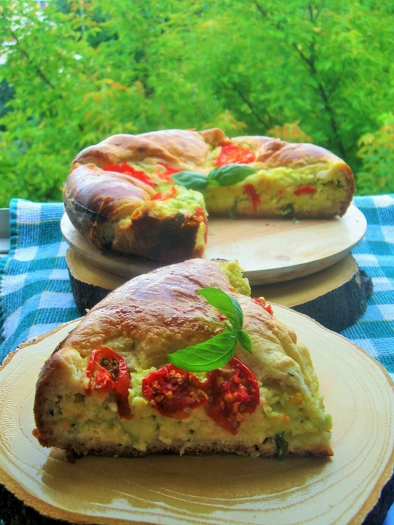 
    Plăcintă cu dovlecei  